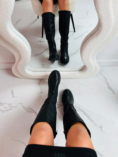 Talia™ – Nowoczesne Czarne Kozaki z Charakterem i Wygodą