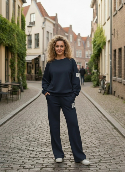 Emelia™ – Stylowy i Wygodny Dres na Każdą Okazję